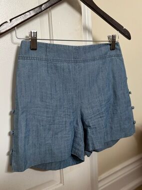 CLUB MONACO Light Blue Button-Side Denim Bermuda Shorts (00)
